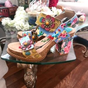 Womens lartiste new shoes